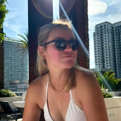 SofiaKenin's profile picture. 27 • american tennis player • facebook: SofiaKenin • Nickname “Sonya” 💁🏼‍♀️❤️🐶🏙🎾