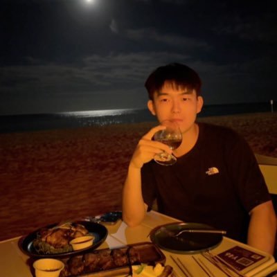 YangYue_THU's profile picture. 🎓phd in Tsinghua University. Focus on RL,  LLM reasoning，Embodied AI.📖Author of limit-of-RLVR (NeurIPS 25 Runner-up Award)，phyworld，DeeR-VLA. 💼Seek a visit.