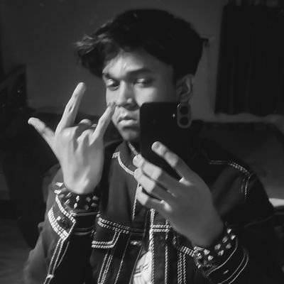 _shub39's profile picture. 20 | Android/KMP dev and Linux Nerd | Audiophile and Metalhead