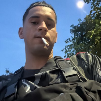 LZMec22's profile picture. Nunca Se Esqueça De Quem Te Ajudou Enquanto Todo Mundo inventava Desculpas.