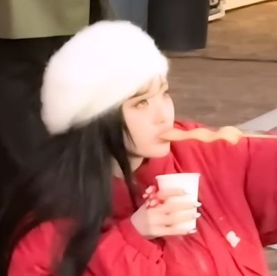 meronambool's profile picture. 져니 바라보기