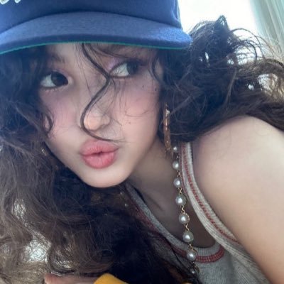 2msng's profile picture. probablemente pensando en morder a seungmin | 🔞