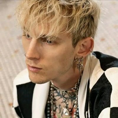 kingcolsonxx's profile picture. mgk • simple plan • linkin park • nf • breaking benjamin • sam and colby • camila cabello • cats • he/him