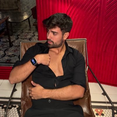 Carlosazoooo's profile picture. Tu nuevo autor favorito