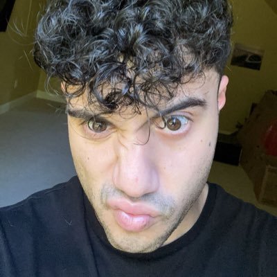 kvng_gidd3l's profile picture. 26 ✨| Nursing student 🩺