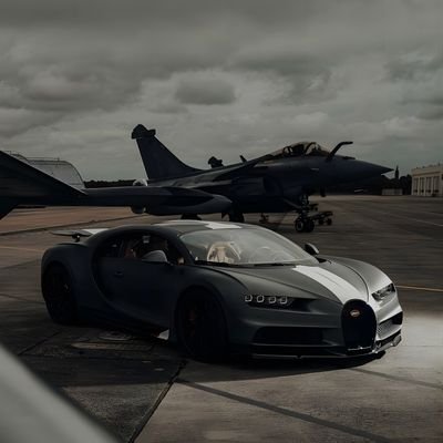 _everything011's profile picture. 