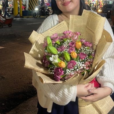 hzlgil's profile picture. 