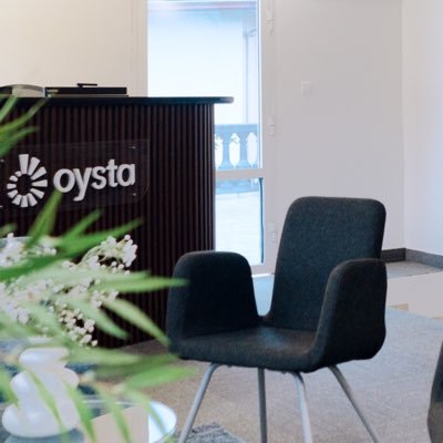 OystaAI's profile picture. 