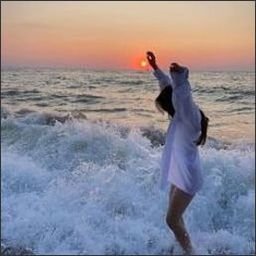 MWflm38012's profile picture. She remembered who she was and the game changed.