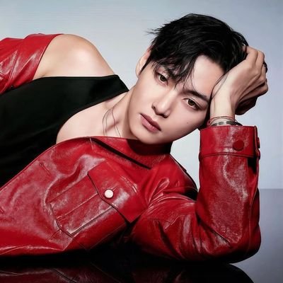 lvscxtz's profile picture. ⠀⠀⠀             🥀 ⩩ life goes on יִיִ 🍷
⠀⠀⠀             🍒  -  @thv