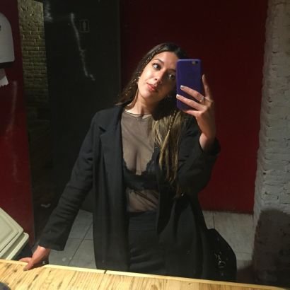 bianca_ard67751's profile picture. Saving lives, one heartbeat at a time 🩺
• Nurse | Compassion in action 💙
• Caring hands, healing heart
• Healthcare hero in scrubs
• https://t.co/T24nNpSgky