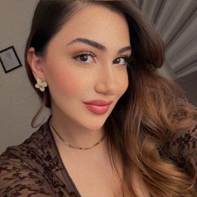 gulayilmazerr's profile picture. 