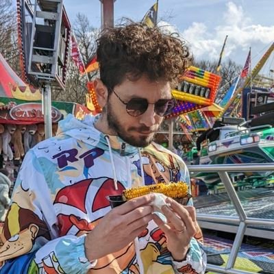 amirhouieh's profile picture. ✦ Co2 @unbody_io