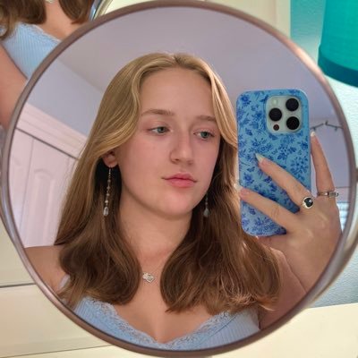 taybrinaluv's profile picture. 