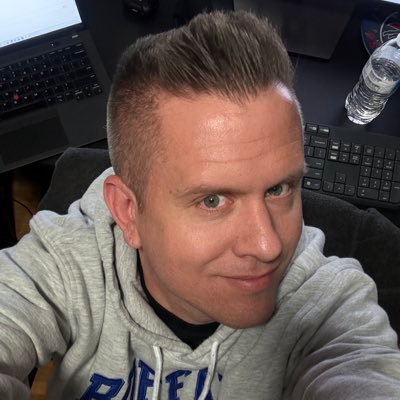 716Engineer's profile picture. Remote Support Engineer 3 | Tech Junkie ⌨️🖥️💾📀💻|Forever Learning 📝🚀 |Sharing How-Tos & IT Journeys| BuffaloSports fan 🦬⚔️| #BeastModeTechLife #BillsMafia