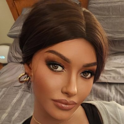 OscarAmberChron's profile picture. Chronicles of Oscar & Amber: Indie AI romance serial: Human heart + robot soul, told via animated GIFs. https://t.co/Gk70xQA5vh