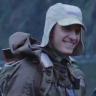 strandedsnakes's profile picture. stranded on the beach @outerheavenism priv