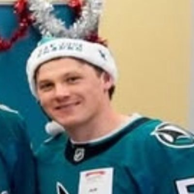 deeoilers's profile picture. @gguitarromantic’s priv || davo to my drai @MadWallows 击 did someone say potc? || i love leon draisaitl, jeff skinner and sidney crosby || #bi