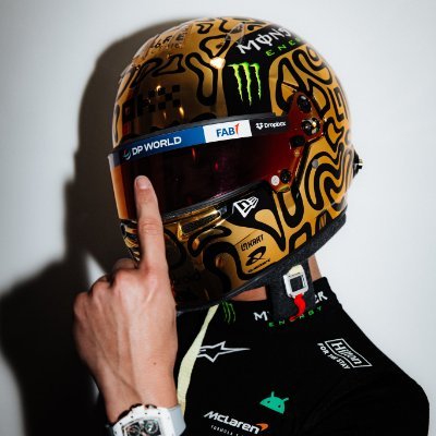 mvx_mcfc's profile picture. CTID 💙 | McLaren F1 🧡 | Why is Pep so bald? | #NoRoomForRacism