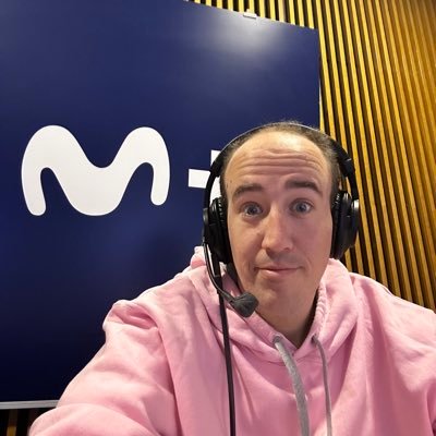 pinedin10's profile picture. 