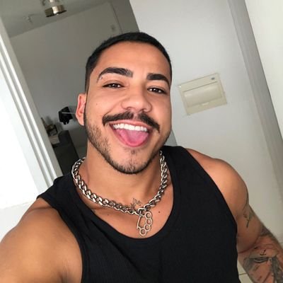 david_moet4's profile picture. 🤑FINDOM 💰 TOP with no mercy
Dm to serve 🍆