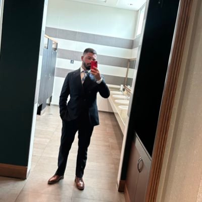 iancamachopr's profile picture. controversial