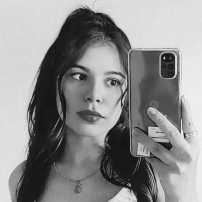 lopezsalma_l's profile picture. 