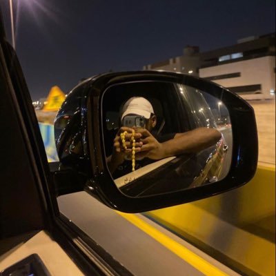 OLUWAFEMIi9i's profile picture. 