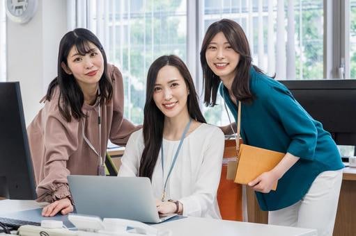 ExtrvF59726's profile picture. 🙌在宅ワークのアルバイト😊スタッ📣フ募🤝集中
日給10,000円～30,000円（全額日払い）
勤務時間30～70分、空いた時間で収⌛️入アップ可能
お問い合わせLINE追加 ：【https://t.co/B5FE9vq5mY⌛️💼】