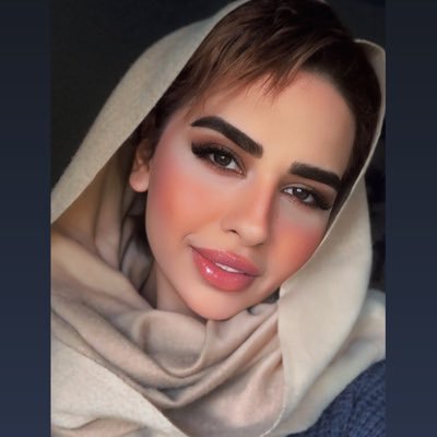 warresh_'s profile picture. باکی نیست  کشتی مارا خدا میراند✨