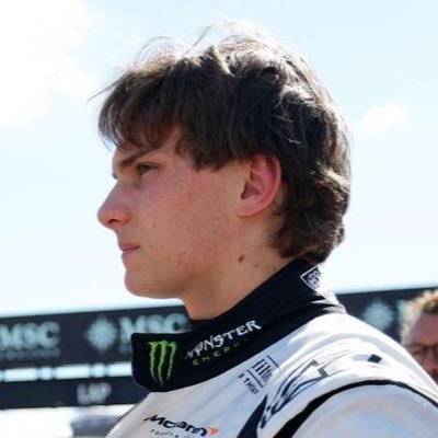 pjotrio's profile picture. a little bit of this, a little bit of that