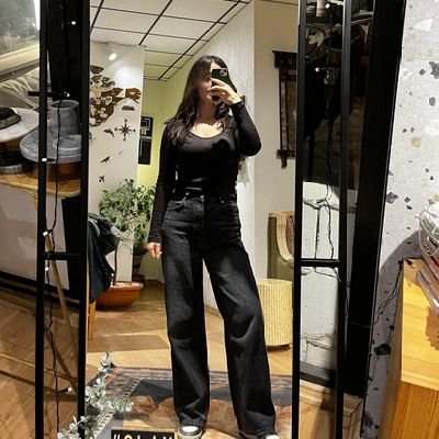 elifabeth0's profile picture. 