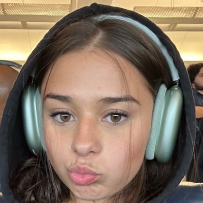 willynatasha58's profile picture. 