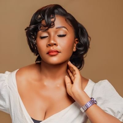 beth_baibey's profile picture. An Aries ♈️ 
Seventh Day Adventist ✈️♥️
March fairy🦋🌹
Fine Human Resource Manager