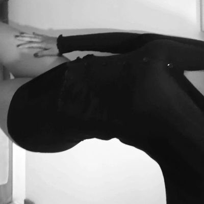 brownieee224's profile picture. 𝓽𝓸 𝓵𝓸𝓿𝓮 𝓪𝓷𝓭 𝓵𝓸𝓼𝓮 𝓪𝓷𝓭 𝓼𝓽𝓲𝓵𝓵 𝓫𝓮 𝓴𝓲𝓷𝓭💫                                                 𝘸𝘢𝘯𝘪𝘵𝘢 𝘣𝘦𝘳𝘸𝘢𝘳𝘯𝘢 𝘤𝘰𝘬𝘭𝘢𝘵 ✨🌰