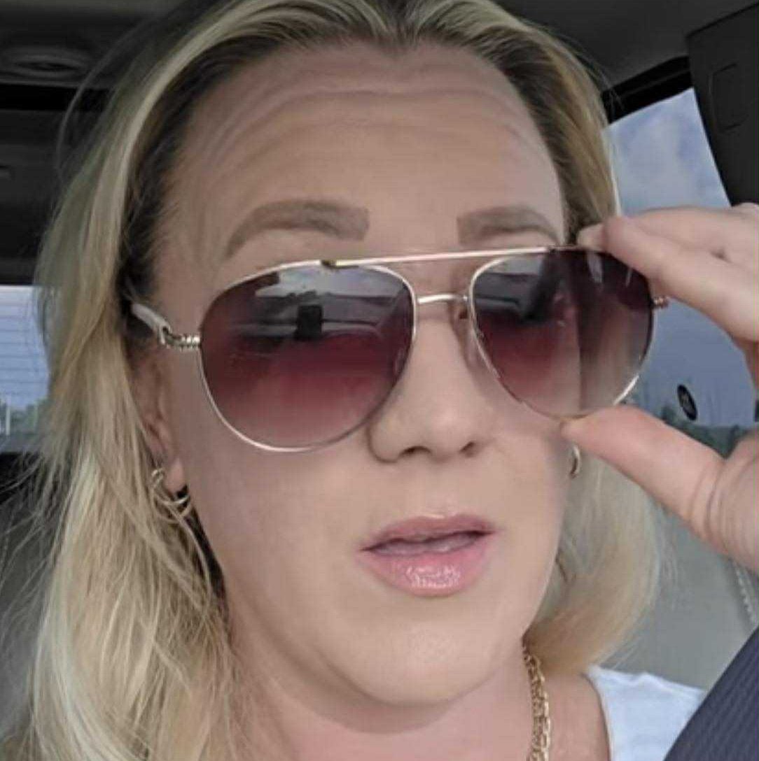 Estherw2zc's profile picture. 