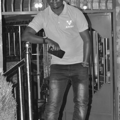 CharlieBihemo's profile picture. || Content Creator ||
 Social Media Growth Enthusiast || 
 ΗΣΟΥΣ 🫶|| Simba SC || Mithali 26:4 ||