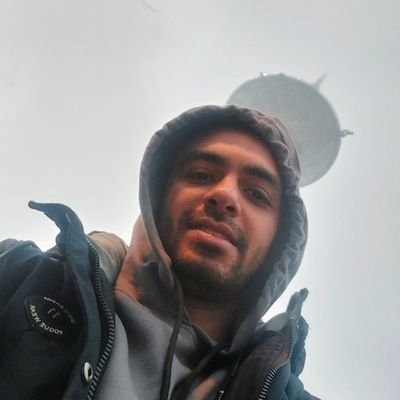 Smojavad_b21's profile picture. Backend Lover ،💻engineer ،my fun🏕