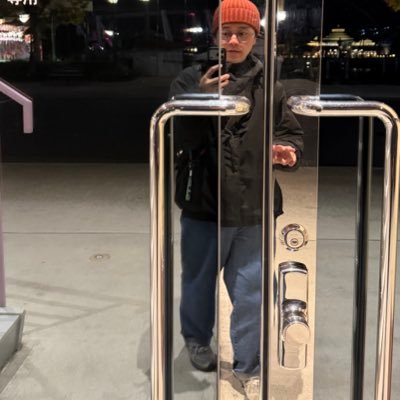 piweiluo's profile picture. 臺中出產 壓線專家 懶癌患者 臺中控射協會總經理