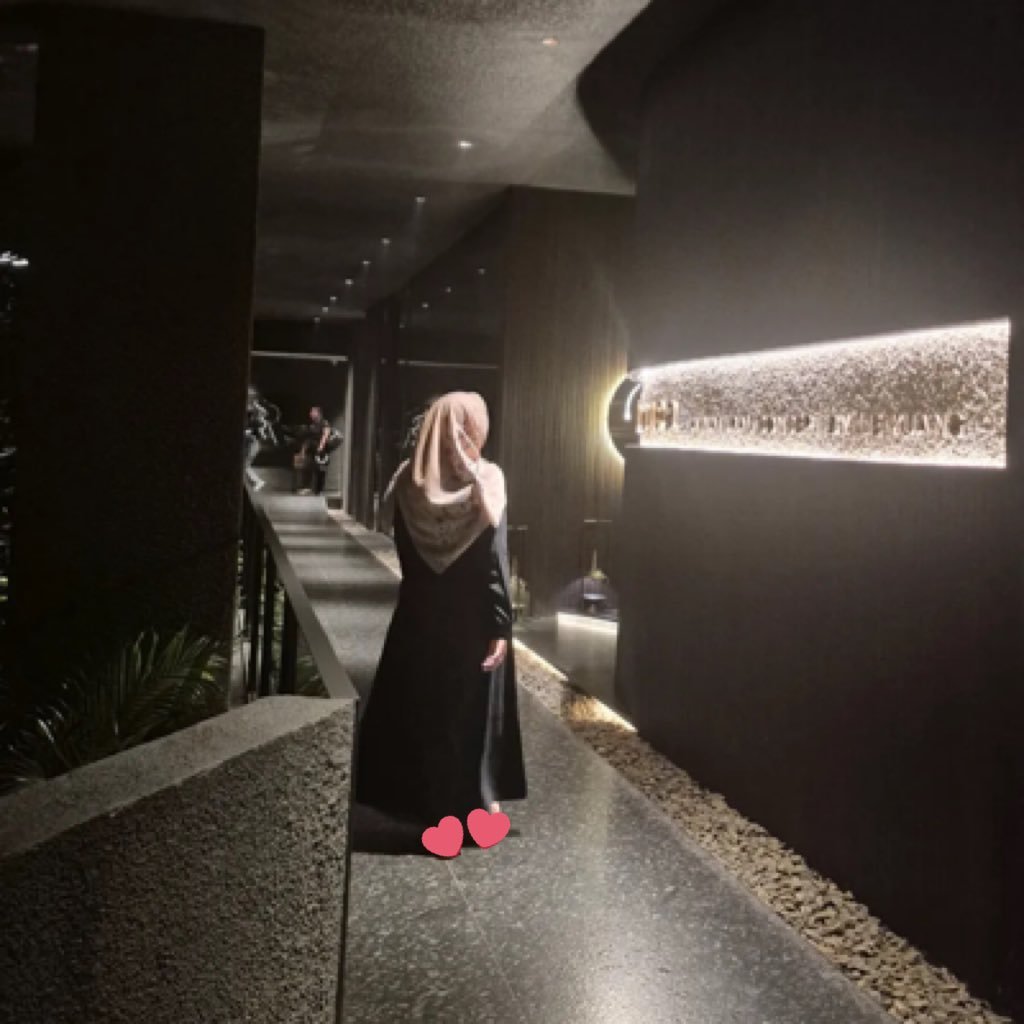 antarani_hana's profile picture. what's up?