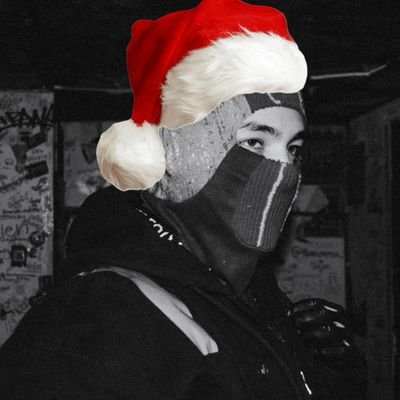 _citywallls's profile picture. Few Proud and Emotional