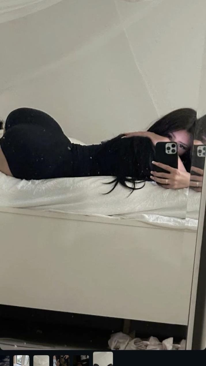 AngelDinor68128's profile picture. This is just my spam page... Go ahead and follow my main page @Suzziiwify