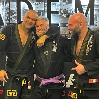 austinburrous's profile picture. Husband, father of two girls, brother, son, friend and US Army #Veteran #bjjbluebelt