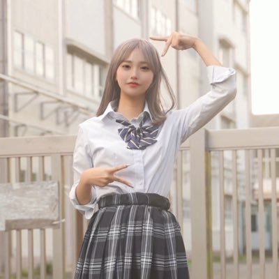 zxc1381768's profile picture. ゆずきだよっ1日数人限定の裏垢はこっち