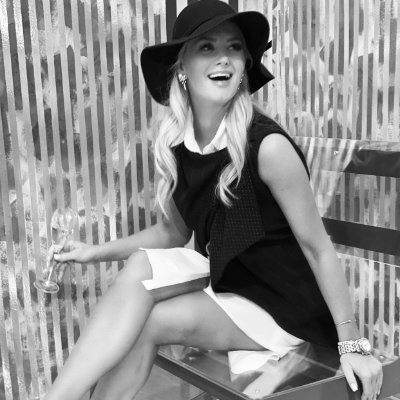 Lisa_3t's profile picture. Family, Country
America first 🇺🇸
Adult, human, female.
God bless America🙏 🇺🇸