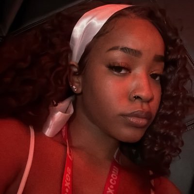 Lani_szn_'s profile picture. Chef🧑‍🍳Humanity first🫂23✨| 5’4 brown skin🤎 no socials-strictly on here for bookings‼️