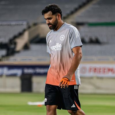 King__Ro45's profile picture. Rohit Sharma fan || Software Developer