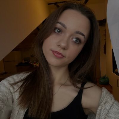 RoksanaRyd56991's profile picture. one missed call ✨| saw jann 8x| ☆i hugged him☆ |19| tsitp era 🐚      | not every flower that grew out of concrete is a rose