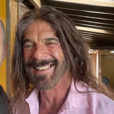 lifewithforce's profile picture. 