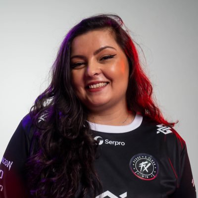 mara_tris's profile picture. Segue o @fluxogg @bancodobrasil / Apresentadora @namiradelas__✨ | Narradora de CS 💜 Parceira @twitchbr | 📧 trismara.contato@gmail.com